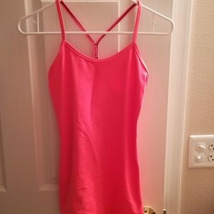 Lululemon tank
